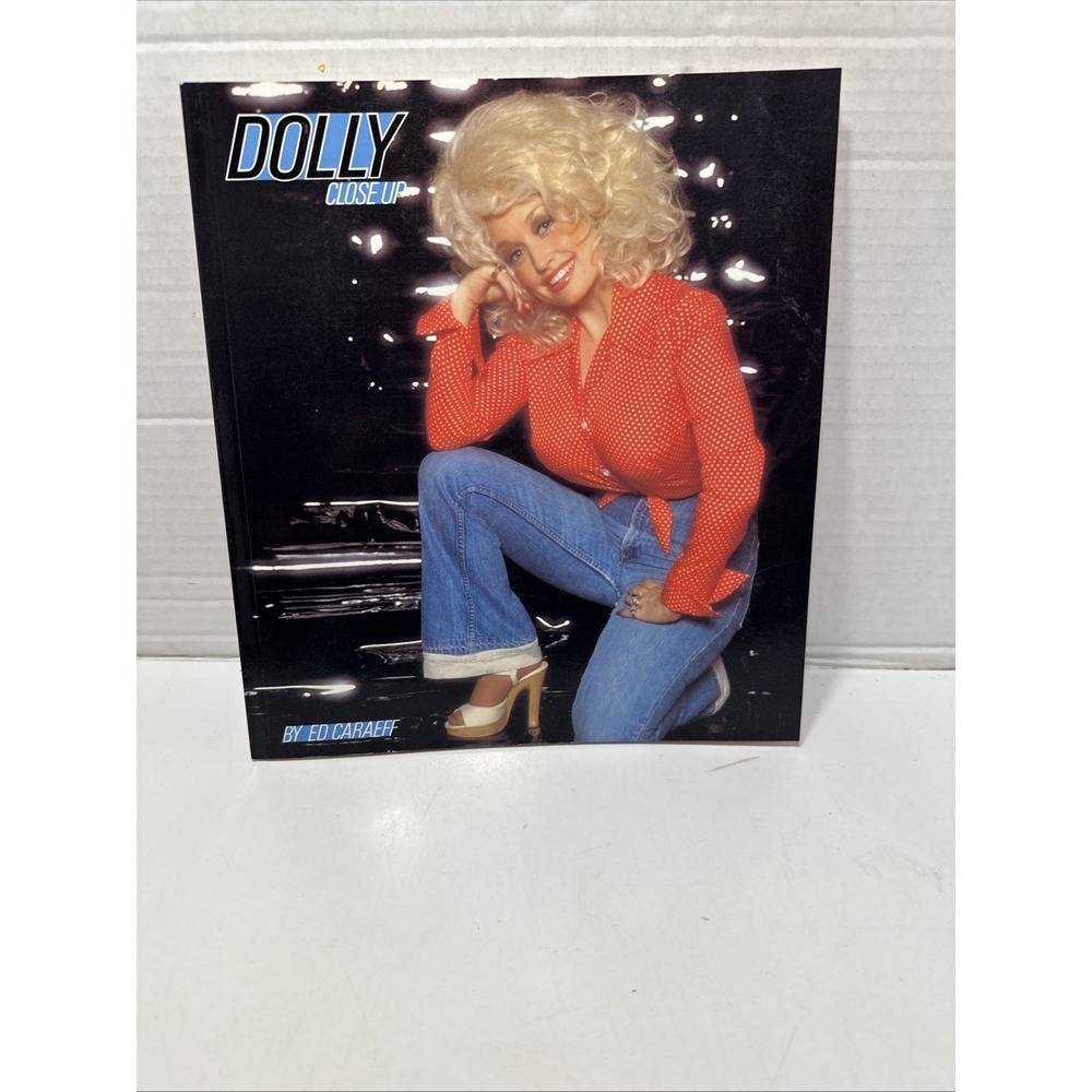 Dolly Parton Rare Up Close / Close Up  Book  Paperback  Ed‎ Caraeff  1983
